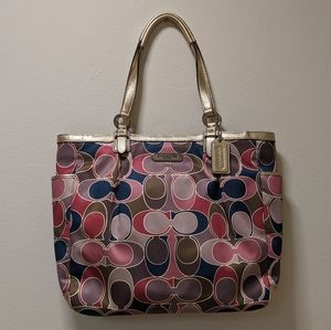 C O A C H  Scarf Print Purse